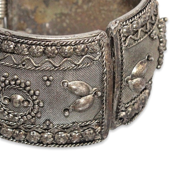 Vintage Bohemian Clamper Bracelet Silver Tone Wide Hinged Bangle Granulated - Picture 3 of 5